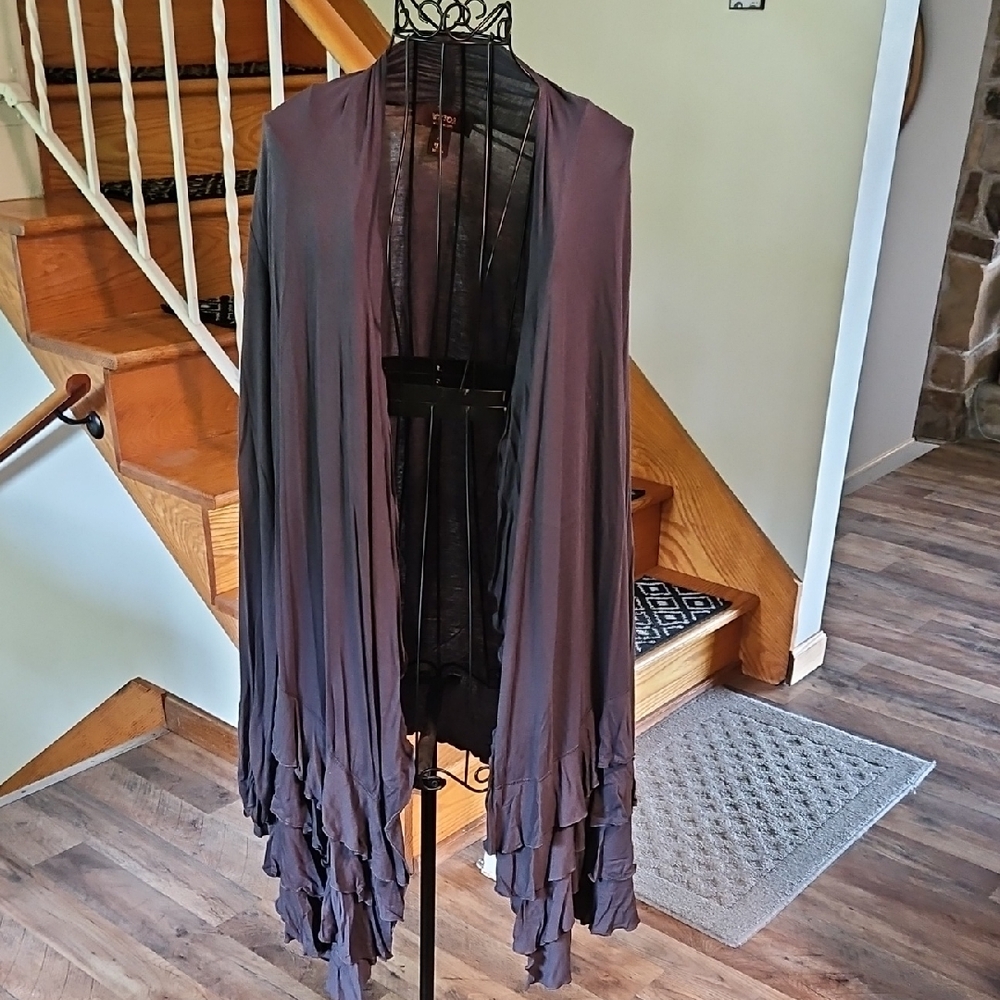 👚Victor Alfaro Charcoal Cardigan